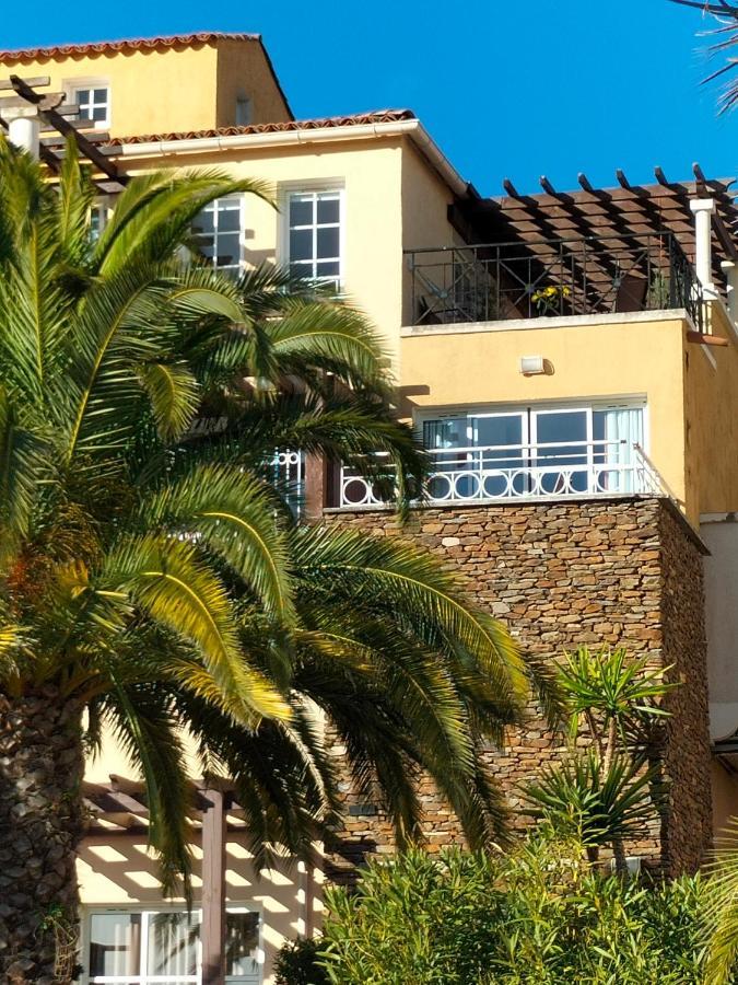 Superbe Appartement Avec Vue Mer Et Piscine Saint-Raphaël 외부 사진